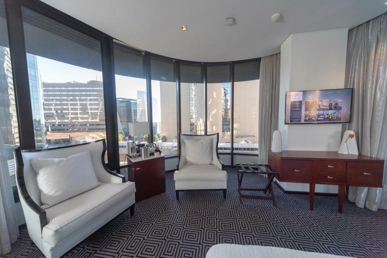 יוהנסבורג Davinci Hotel On Nelson Mandela Square מראה חיצוני תמונה